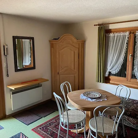 Grundschera Engadin Brail